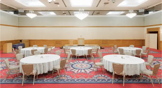 画像:大宴会場 内観