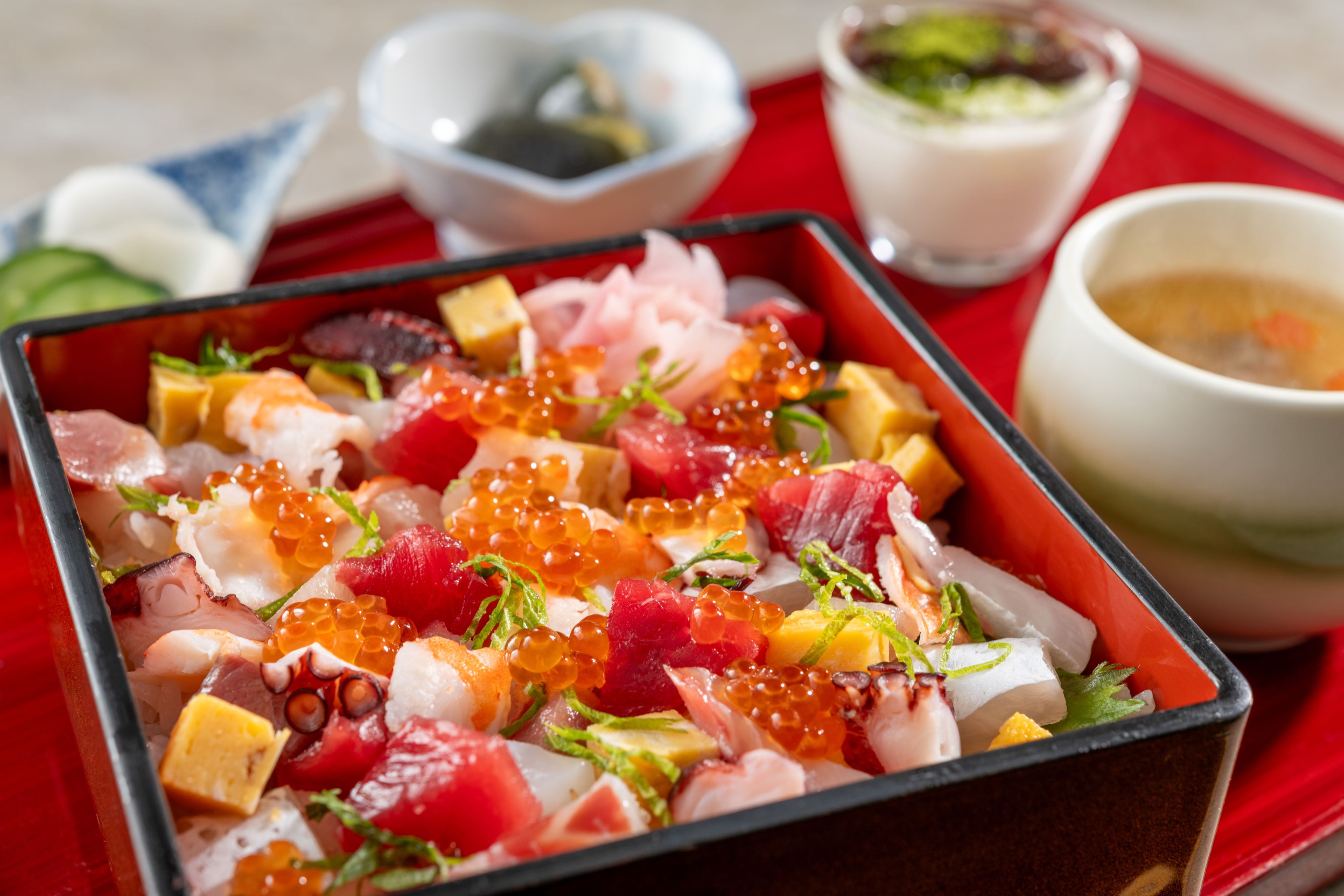 日本料理槙　春彩御膳ばらちらし